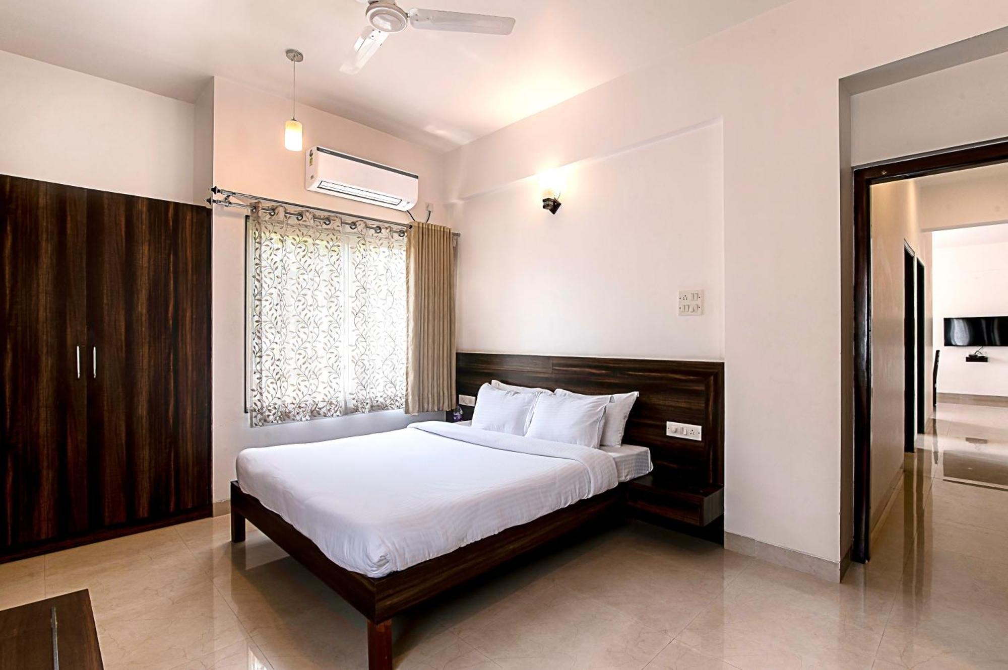 Hotel Sterling Stolen Heaven Lonavla Zimmer foto