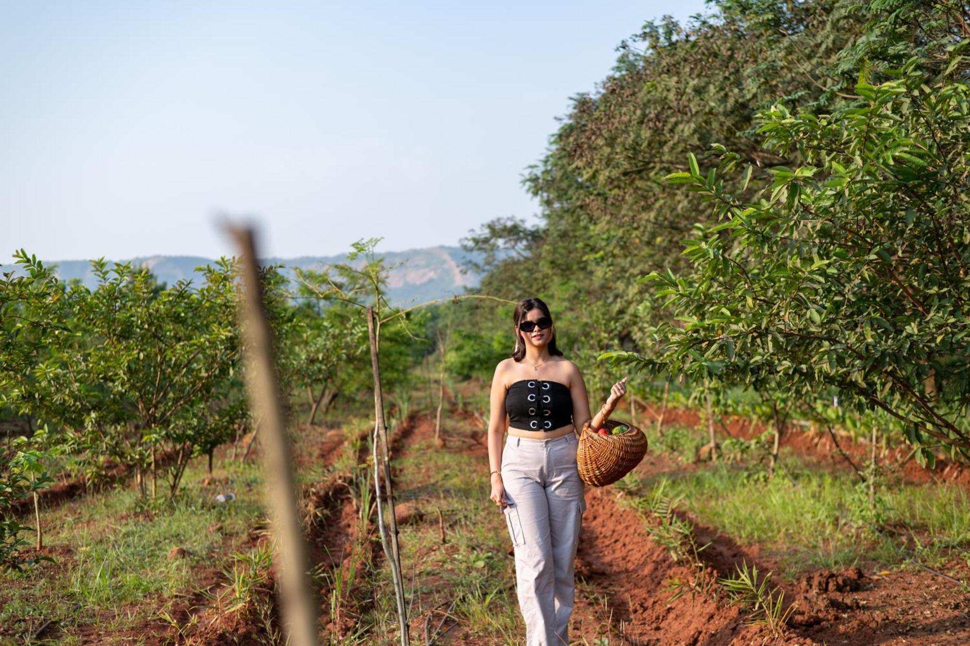 Hotel Sterling Stolen Heaven Lonavla Exterior foto